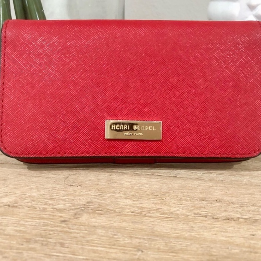 Henri Bendel Smartphone Wallet ❤️